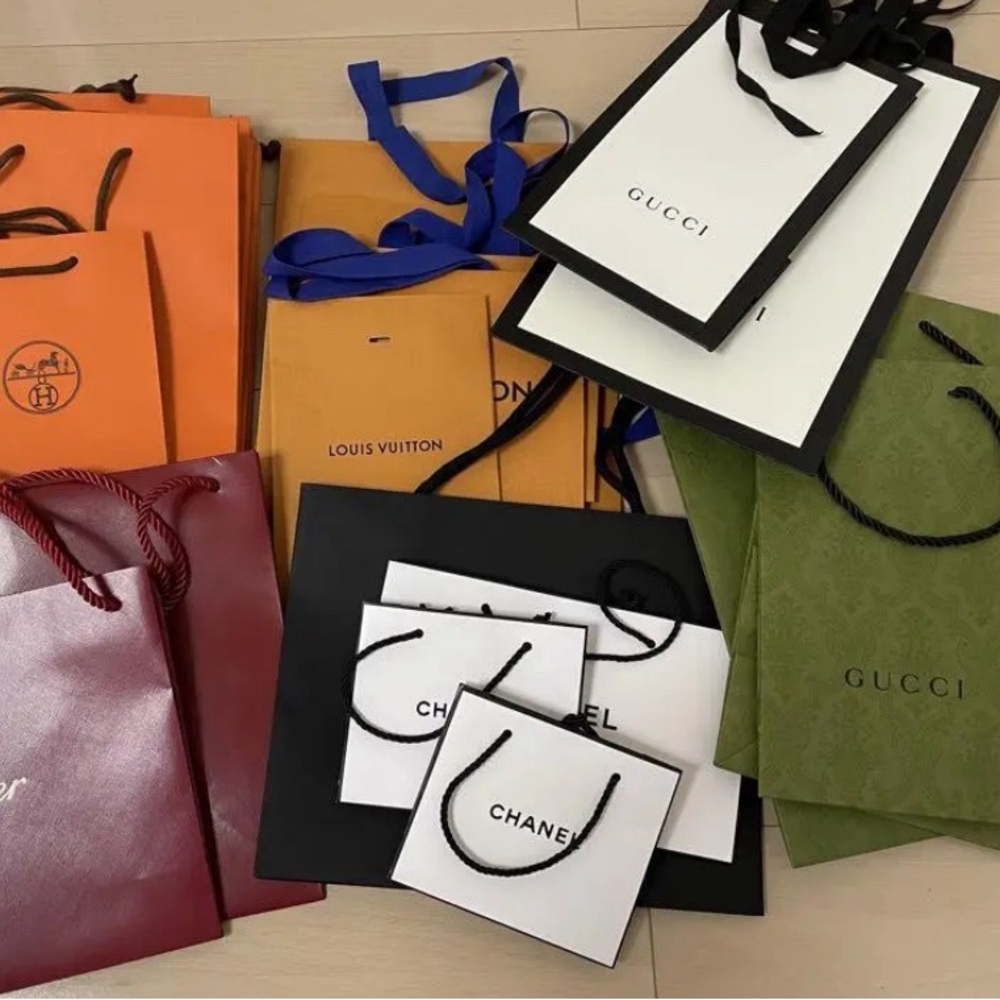Various Luxury Shopping Bags & Boxes - LIVE Show Intentory